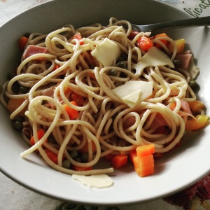 espaguetis-con-verduras-y-queso